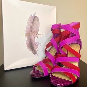 Jessica Simpson. Size 9